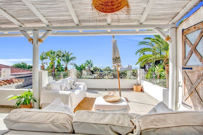 Foto 3275e4d3-5eac-466a-b07c-eba26ff5f503. Casa adossada amb aparcament a Marbesa Marbella
