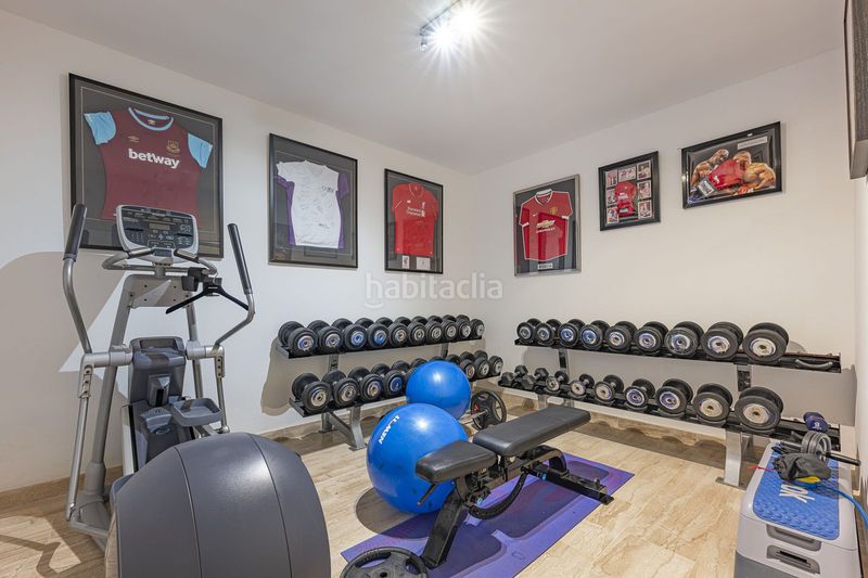 Foto 5069dbca-ed25-46d7-af6d-5d7d4ce7f36a. Casa adossada amb aparcament a El Rosario - Ricmar Marbella