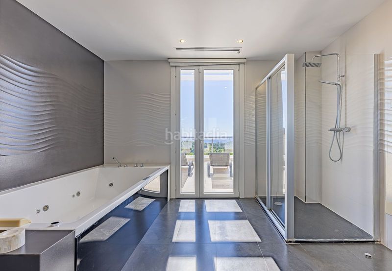 Foto ace320a4-f77f-44cc-b552-e1876520f6b7. Casa adossada amb aparcament a El Rosario - Ricmar Marbella