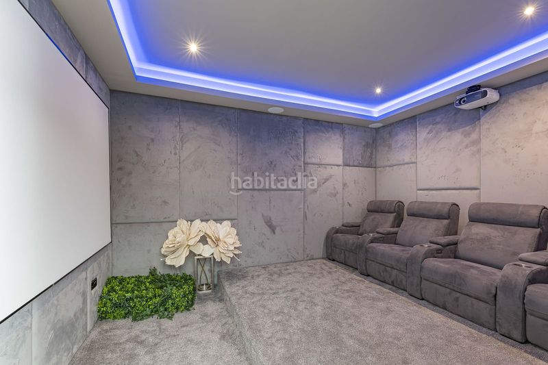 Foto aeb80899-9dcf-46a5-914b-1f20441870f0. Casa adossada amb aparcament a El Rosario - Ricmar Marbella