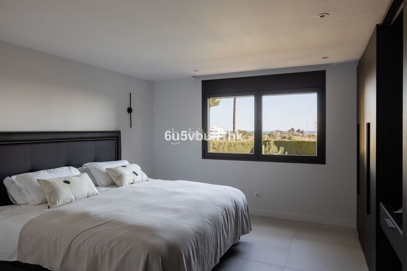 Foto 2789d761-caec-451d-9174-89d9de33dcf9. Casa adossada a La Quinta Benahavís