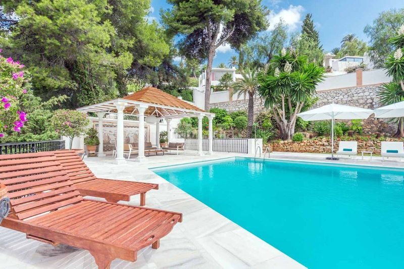 Foto 644ae9a1-2507-4d5c-b919-9886edf3a524. Casa adosada en Río Real Marbella