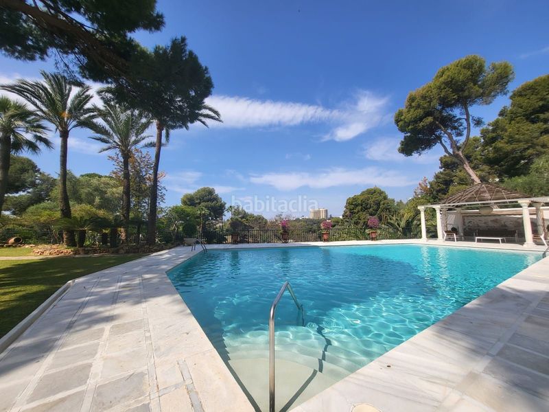 Foto b1d8a434-593a-4afa-9a6e-9b95e8364a93. Casa adossada amb aparcament a Río Real Marbella
