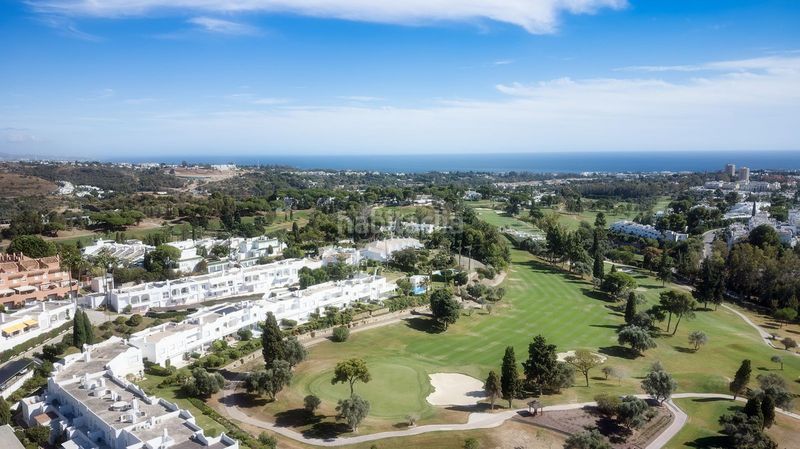 Foto 5ee992e8-5de7-4c7f-b1c3-c3d8aaa59153. Casa adossada a Las Brisas Marbella