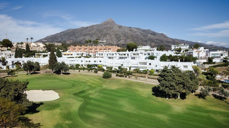 Foto 820df269-f5f1-4b88-9d2e-b4c013ea5831. Casa adossada a Las Brisas Marbella