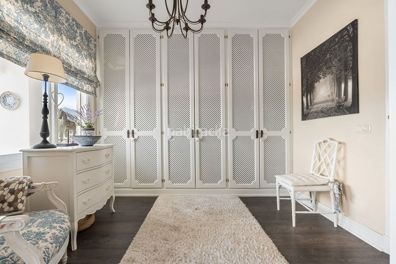 Foto d99d592d-eb06-41ed-8abc-66d9e3a7e007. Casa adossada a Las Brisas Marbella