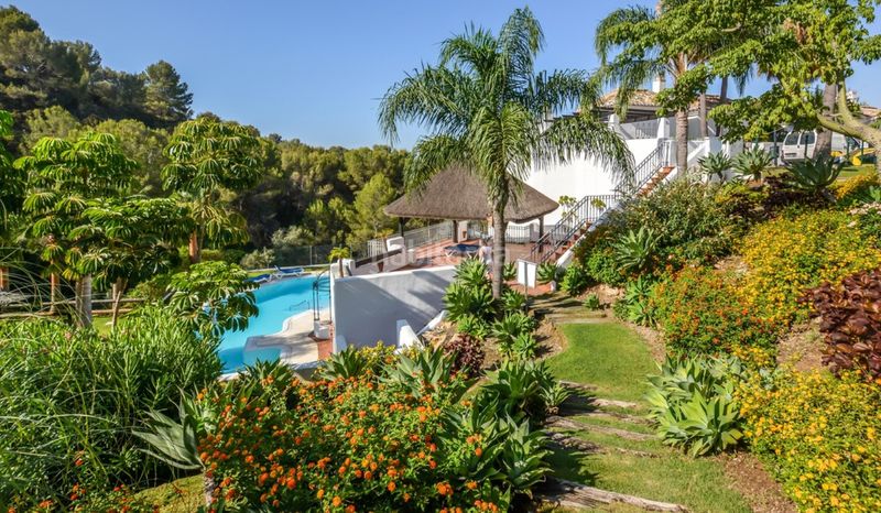 Foto 681d3de8-e6de-4284-8d6c-86fa996a3e3d. Casa adosada en Casco Antiguo Marbella