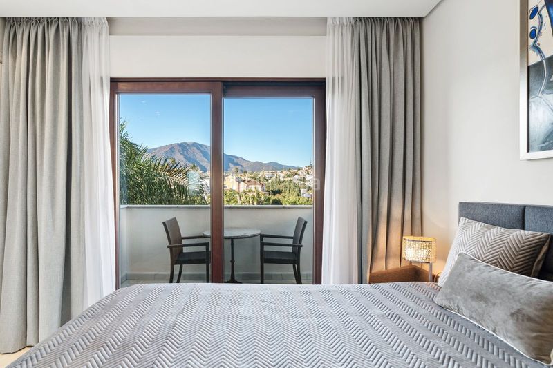 Foto 7c599068-d41e-45d6-9e5c-4e447775a6b3. Ático en Centro Estepona