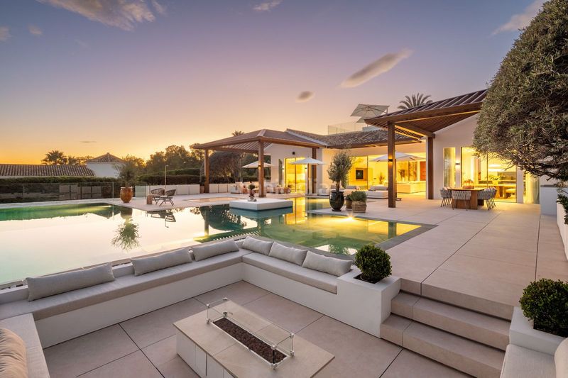 Foto 514daaf6-03eb-403b-8088-34857b228695. Casa adosada en Las Brisas Marbella