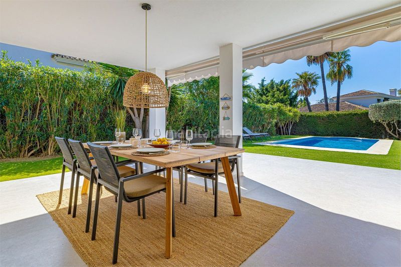 Foto 1e836a26-92c9-4ea5-bda4-a31bb7def386. Casa adossada amb aparcament a Las Brisas Marbella