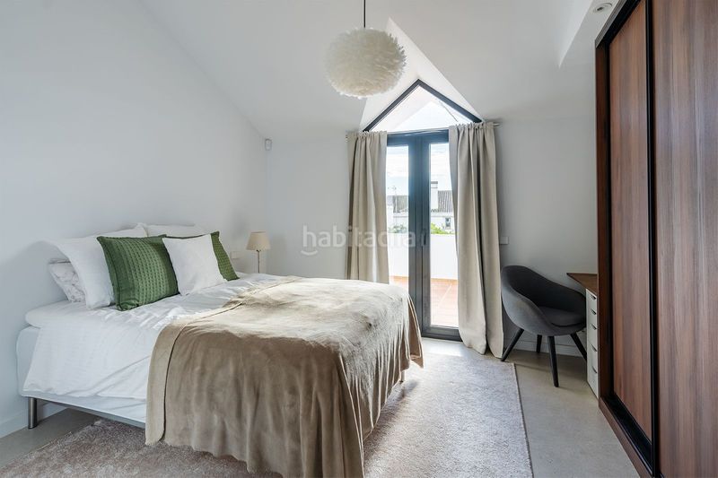 Foto ee3c1416-32c2-4833-924e-29261f11d289. Casa adossada amb aparcament a Las Brisas Marbella