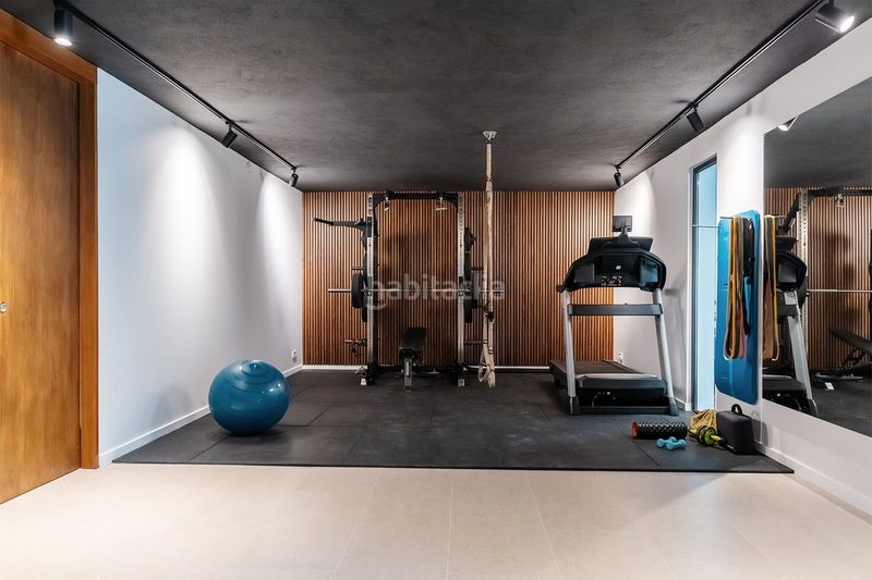 Foto f748094f-4971-4d56-8d8f-5dfb87067e3b. Casa adossada amb aparcament a Las Brisas Marbella