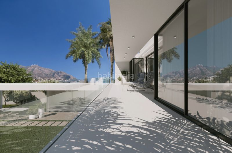 Foto 6133617f-9160-4353-bef0-92b6bd8d8f85. Casa adossada amb aparcament a Sierra Blanca Marbella