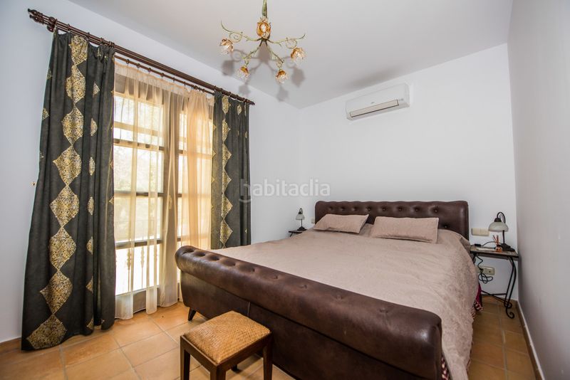 Foto c0769a99-830e-4292-9b88-1a3bff724361. Casa adossada a La Zagaleta Benahavís