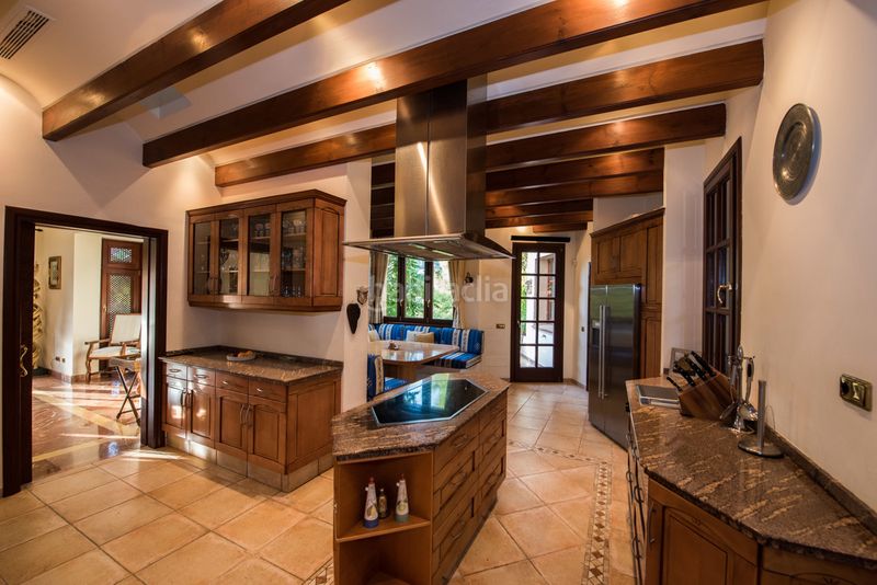 Foto e7933590-d29e-41e6-8227-58bbdea6f32b. Casa adossada a La Zagaleta Benahavís