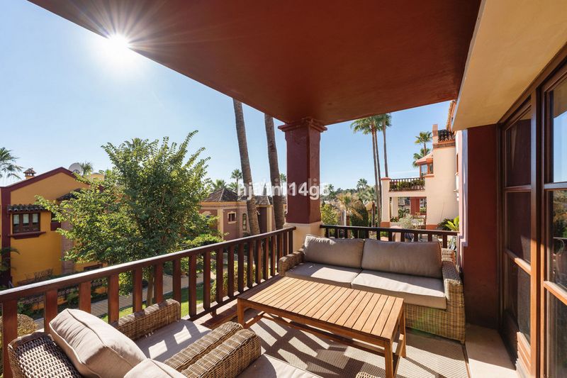 Foto 006f7f24-f29a-446f-bdfc-d6697428fb4b. Casa adosada en La Carolina - Guadalpín Marbella