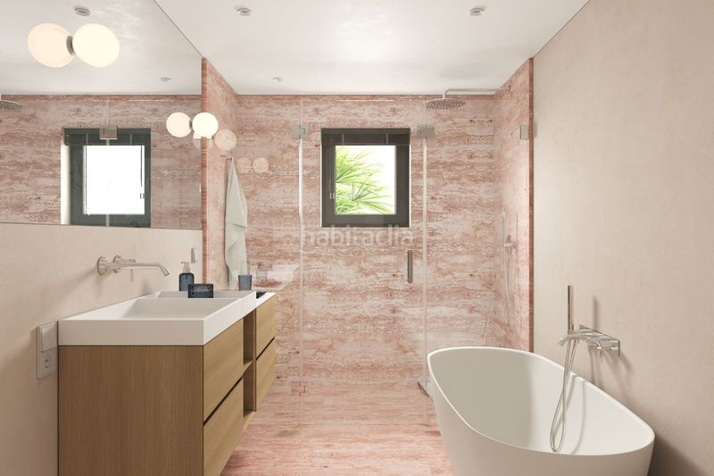 Foto 862fb252-d4e6-47de-aedf-3e1869abb895. Casa adossada a Las Brisas Marbella