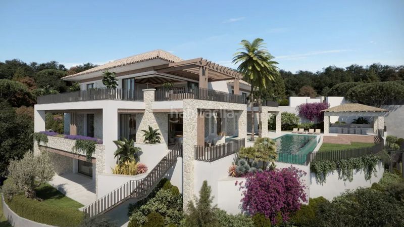 Foto b7dd8937-9a04-4145-8fd5-9e254a207dd2. Casa adossada amb aparcament a La Quinta Benahavís