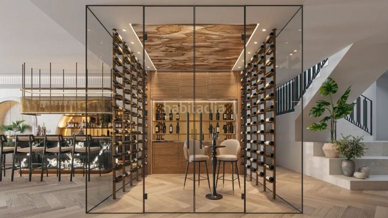 Foto bf87d1b2-7fef-4a1f-a04d-dde0e1d3d375. Casa adossada amb aparcament a La Quinta Benahavís