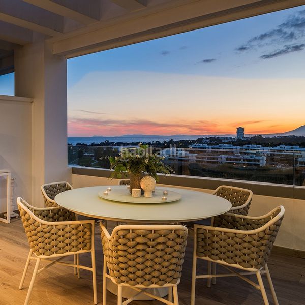 Foto b8bf26c0-de41-4080-b521-93c778d7f2ad. Ático en Los Monteros Marbella