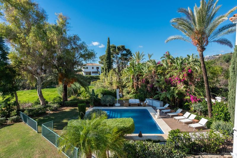 Foto c9f67e9d-cacb-44de-9b94-5217c41e6279. Casa adossada amb aparcament a Las Brisas Marbella