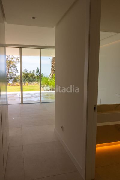 Foto c239c707-9bf5-4002-90f7-097faaefdbcf. Pis amb aparcament a La Mairena Ojén