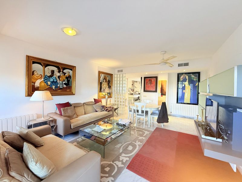 Foto 51aca0a7-4244-4a62-8f09-06744e5300dd. Àtic a La Carolina - Guadalpín Marbella