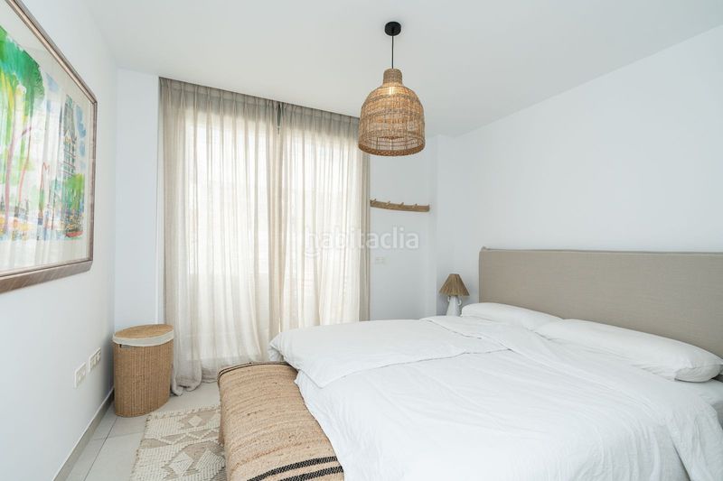 Foto 37f01a13-f923-49e4-8204-1eb5f230e151. Àtic amb aparcament a Elviria Marbella