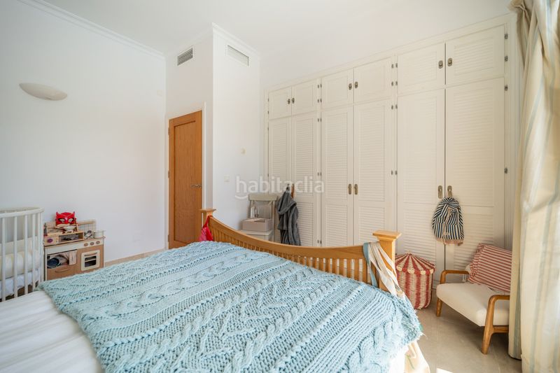 Foto cbc61a04-5ab5-4733-91ea-b77bd5b53e84. Casa adossada a Istán