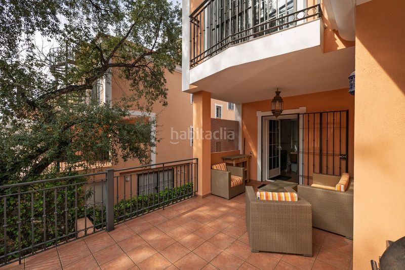 Foto 655e1540-82dd-4747-b9f4-075dd9bd74b5. Casa adossada amb aparcament a Elviria Marbella
