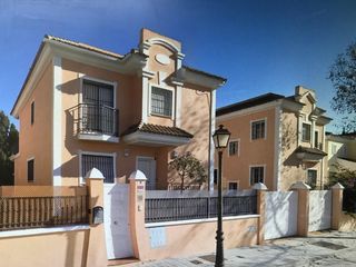 Maison jumelée à Elviria
