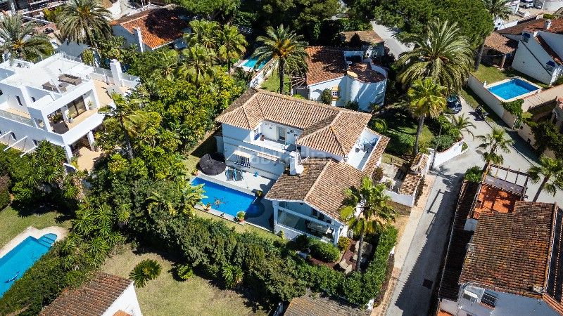 Foto 2ec5b66e-8851-464c-8e58-5ff68a71f412. Casa adosada en Marbesa Marbella