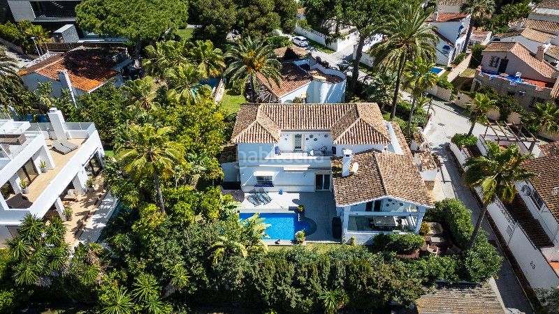 Foto 916e90cf-39ab-418f-9aad-7b81398ab47f. Casa adosada en Marbesa Marbella
