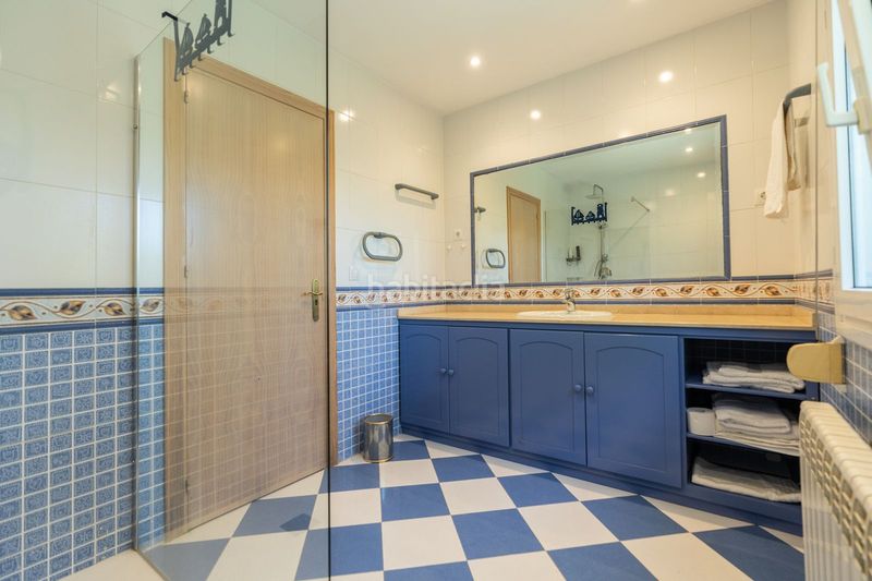 Foto d893a88c-cf3b-4447-84ab-0ae4c56c23be. Casa adosada en Marbesa Marbella