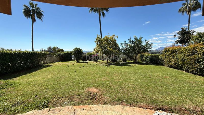 Foto f3a607e3-a236-4f0e-8c0e-68f219d95f61. Piso en Las Brisas Marbella