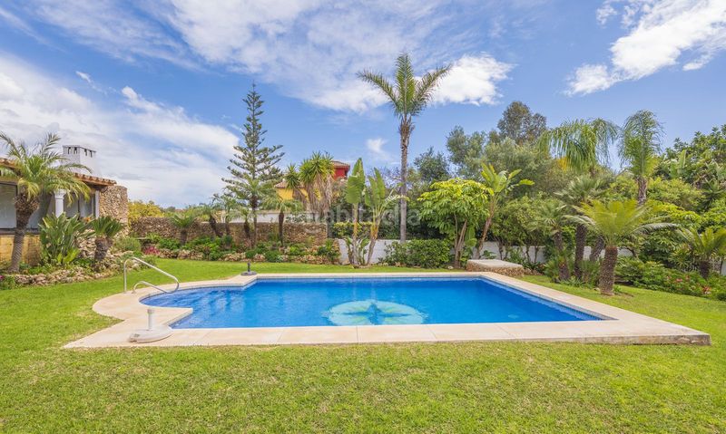 Foto 4b2317a0-bc62-4565-92ab-ba9211dd0981. Casa adossada a Las Chapas - Alicate Playa Marbella