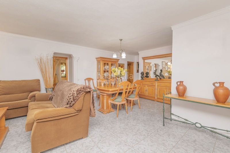 Foto 88f38acd-8a96-40e2-afaa-7644cf2d88aa. Casa adossada a Las Chapas - Alicate Playa Marbella