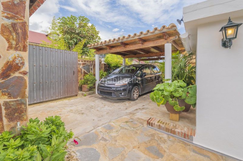 Foto b26f25d0-db22-4701-a0aa-cec5417a4de3. Casa adossada a Las Chapas - Alicate Playa Marbella