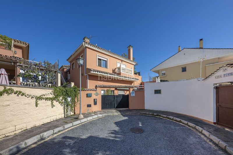 Foto 4d67d221-a953-40cc-b246-3041aab32607. Casa adossada a La Quinta Benahavís