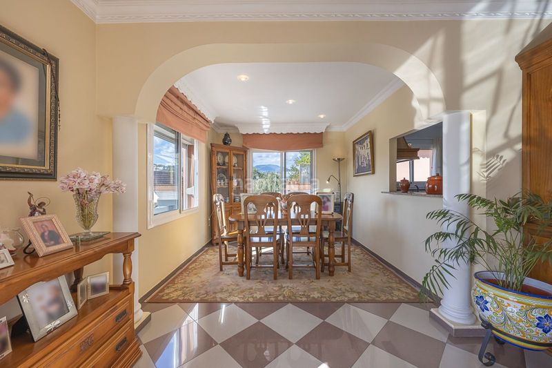 Foto 7fffc736-dbdc-4dc0-854e-fe4acf184c10. Casa adossada a La Quinta Benahavís