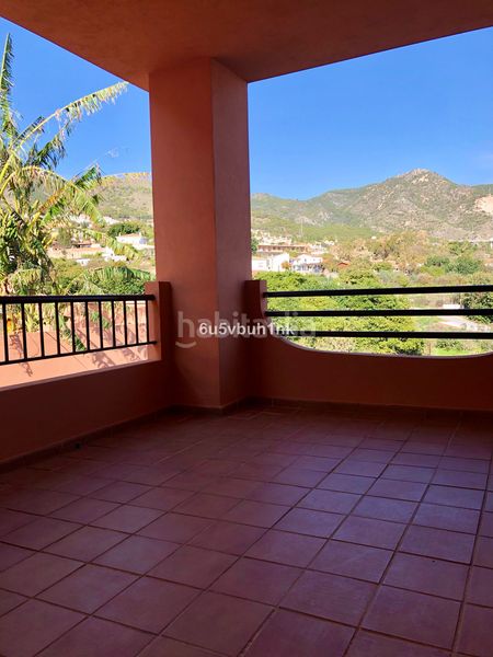 Foto 0b003b2b-0233-4aa5-bfe7-8f2ac2857234. Casa adossada a Centro Benalmádena