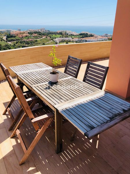 Foto 84d85149-c48b-473a-9b59-9a0b80422b7b. Casa adossada a Centro Benalmádena