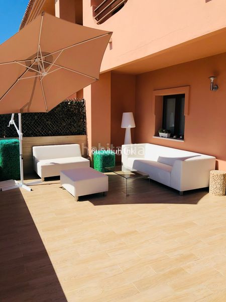 Foto 99384e86-156a-4148-bf61-2bc529b0c820. Casa adossada a Centro Benalmádena