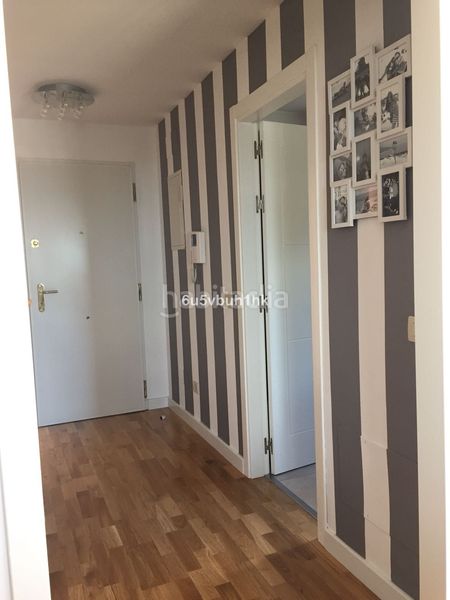 Foto c228b066-3cc4-475e-852e-4f5fc2754e52. Casa adossada a Centro Benalmádena