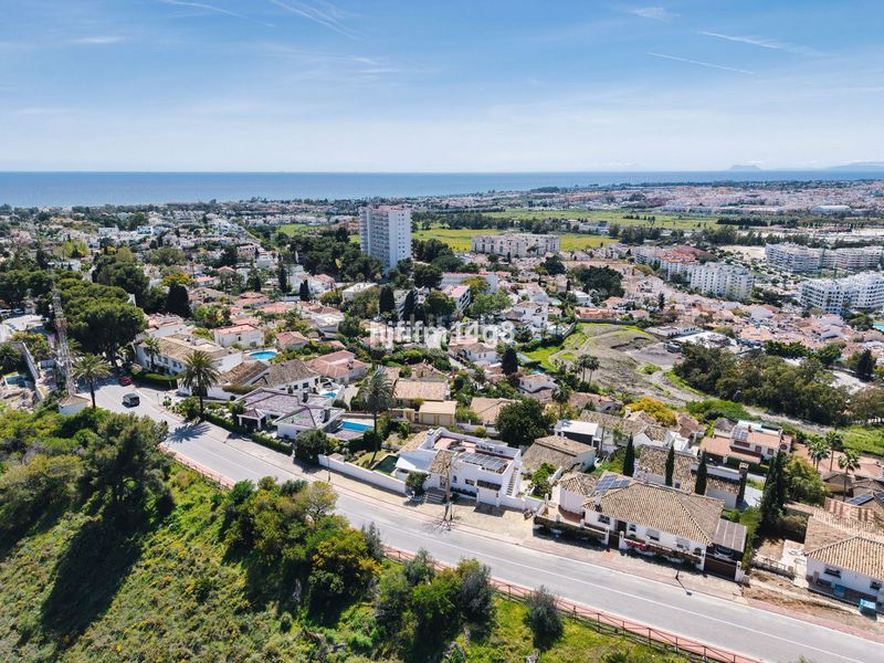 Foto 4cbff588-b5ec-46e5-a0bb-55d8ae6e06f5. Maison jumelée dans Las Brisas Marbella