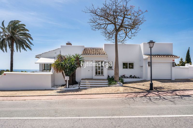Foto 5ab80660-fdd2-4064-a4a8-9618cb8b3160. Maison jumelée dans Las Brisas Marbella