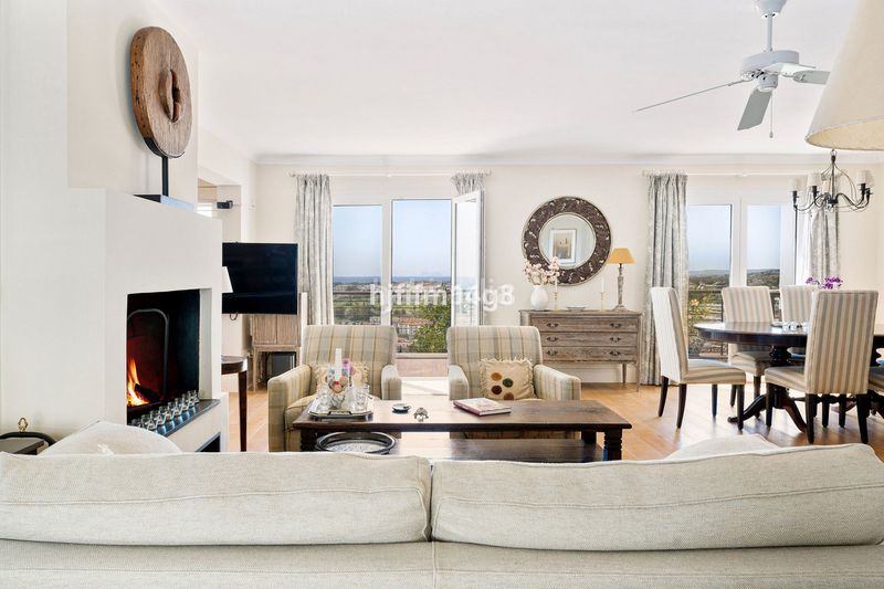 Foto a8106c62-cedb-4f48-a824-6e243bfb5304. Maison jumelée dans Las Brisas Marbella