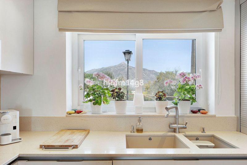 Foto da067000-f4f9-4a06-95da-52bdac64568f. Maison jumelée dans Las Brisas Marbella