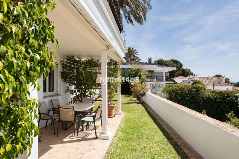 Foto ed52341f-66a4-4d20-8679-5f310b62dd2d. Maison jumelée dans Las Brisas Marbella