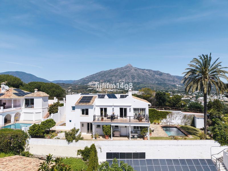 Foto ef3cc0fd-80f7-4447-86e1-114eb76bd15b. Maison jumelée dans Las Brisas Marbella